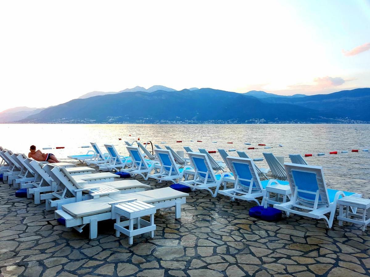 Boka Apartments Tivat Exteriör bild